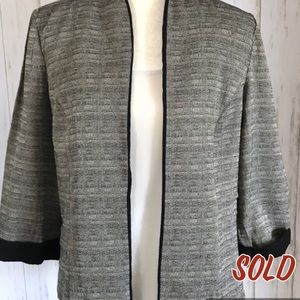 Dressbarn Size 10 Beige & Black Cardigan/Jacket